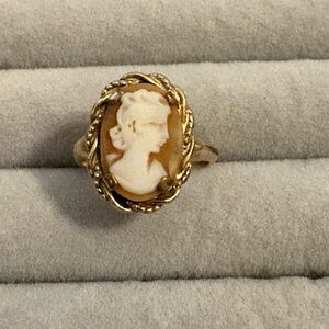 Vintage 10K Gold Filled Carved Cameo Ring